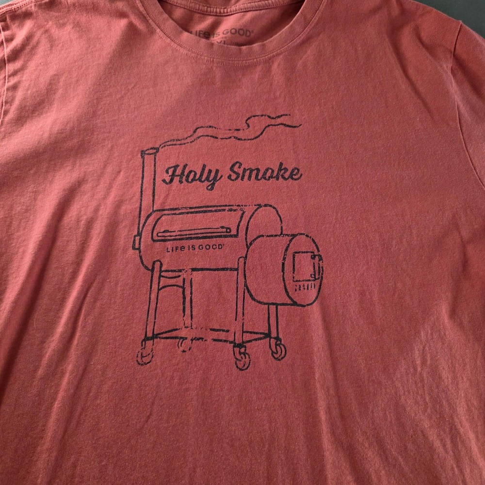 Life is Good Mens Holy Smoke BBQ Smoker Crusher Tee Red‎ XXL S23-M1890/2554